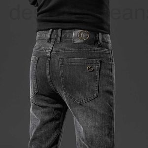 Jeans da uomo firmati Autunno e Inverno Gioventù slim fit jeans a gamba piccola da uomo coreano casual elastico marchio GG abbigliamento moda per la casa CQTT