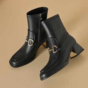 Tasarımcı ayak bileği patikleri yüksek topuklular botlar kadınlar siyah beyaz kahverengi parlak deri monolit bot ayakkabıları iç fermuarlı botlar klasik moda kadınlar boot