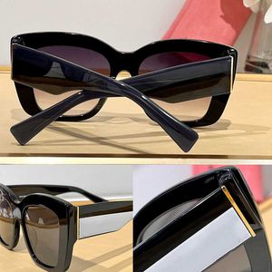 Летние новые дизайнерские солнцезащитные очки 04W Luxury Brand Высококачественные персонализированные очаровательные женские солнцезащитные очки с черной квадратной рамой для элегантности с оригинальной коробкой