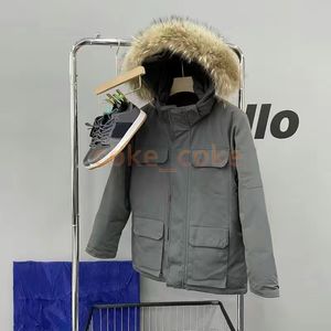 Mens Down Puffer Jackets Canada Winter Coat Designer Outdoor Wear Women Outerwear Men Women Big Fur Hooded Clothing Down Jacket Coats Parka Size XS-2XL