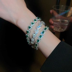 Heart shaped bracelet MOXI jewelry with micro inlaid zircon full diamond women's bracelet luxury live broadcast Bohemian color treasure bracelet 231015