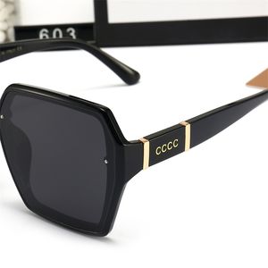 Luxury Sunglasses Designer Brand Letter Goggle Polarizing Eyewear For Mens Womens Full Frame Vintage Metal Casual Eyeglasses