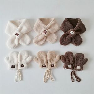 Halsdukar wraps hjortar jonmi koreansk stil vinter småbarn barn förtjockar halsdukar handskar uppsättningar tecknad broderi baby barn söt varm sammet sjal 231113