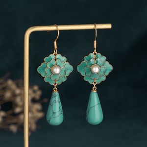 Dangle Chandelier Trendência Nacional China Elementos Acessórios Antigos Green Camellia Green Brincos pendentes de turquesa retro para mulheres 230413