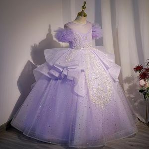 Lila Blumenmädchenkleider 2023, schulterfrei, glänzend, Ballkleid, Prinzessin, Festzugskleider, Spitzenapplikation, Erstkommunion, Cocktailparty, Designer-Brautjungfernkleider