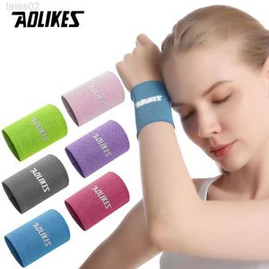 Suporte de pulso AOLIKES Suporte de pulso respirável gelo resfriamento tênis pulseira envoltório esporte sweatband para ginásio yoga vôlei mão suor banda zln231113