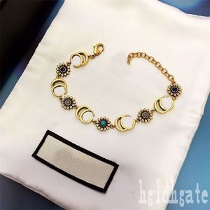 Bracciale di lusso margherita bracciale in oro placcato lettera lega scava fuori diamanti doppia g designer di gioielli semplici per le donne bracciali con ciondoli semplici all'avanguardia ZB028 F23