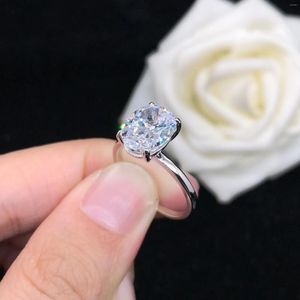 Pierścienie klastra Fantastyczne 3ct Owalne Cut Diamond Pierścień AU750 Solid 18K 750 Biała złote biżuteria 153r