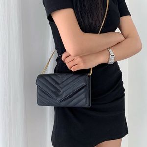 Famous Designer Women Fashion Bags Plain Genuine Leather Chains Cover Flap Bags Cell Phone Pocket Flap Pocket Clutch Bags