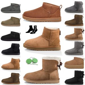 Designer Botas de Neve Austrália Mini Plataforma Bota Mulheres Mens Classic Slip-on Camurça Slides Inverno Lã Botas Quentes Pele De Ovelha Sapatos UGGEUG Ankle Booties