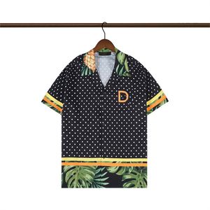 Męskie koszulki designerskie Summer Shoort Sleeve Casualne koszule moda luźna polo w stylu plażowym oddychając Tshirts TEE Clothingq147