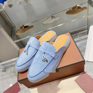 Scarpe eleganti Babouche Mocassini da passeggio estivi Pantofola aperta da donna Pelle scamosciata piatta Nappe con chiusura in metallo Slip On Ciabatte casual Sandali senza schienale