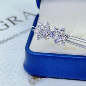 Gioielli Moissanite di lusso Orecchini a bottone con diamanti Ice Out in argento sterling 925 placcato oro con chiusura a vite classica