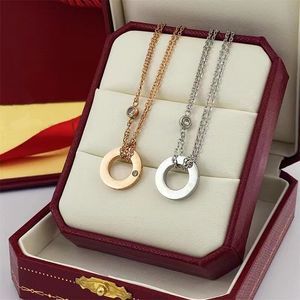 new Classic titanium steel love Pendant Necklaces Screw pattern full diamond Circular pancake women luxurious designer gift letter C gold non fading jewelry