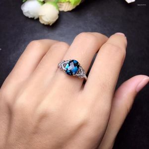 Rings de cluster Natural London Blue Topaz Ring Ring Gemstone S925 Silver Trendy Crotch Triangle Feminino Firm Party Gift Jewelry