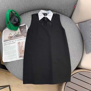 Casual Dresses Designer 23 Spring/Summer French Black and White Lapel Flower Hollow Lace Letter broderad ärmlös Tank Top Dress MSD9