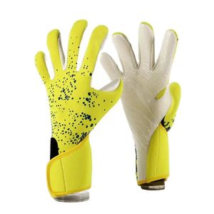 Balls Latex Goalkeeper Gloves Thickened Football Professional Protection Adults Match Soccer Goalie 231113