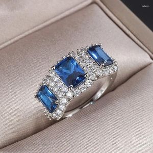 Cluster Rings FunMode Red Blue Geometric Cz Finger for Women Baguette Boucle D'Oreille Wholesale FR82