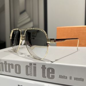 2023 Design-Sonnenbrillen für Frauen Beliebte Mode-Sonnenbrillen UV-Schutz große Verbindungslinse Rahmenlose hochwertige Männer werden mit Paket8378 geliefert