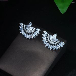 Studörhängen mode Vackra klara kubiska zirkoniumsmycken fan form varumärke Big CZ Wedding Earring för kvinnor E-242