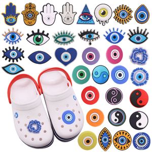 1pcs colorido para os olhos Yin e Yang Sapatos Acessórios Sandálias da moda Decorações de fivela Fit Croc Jibz Charm