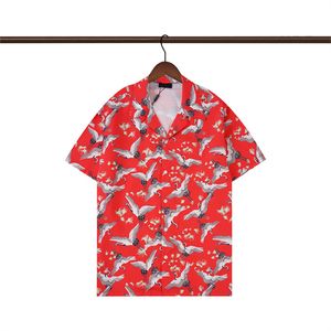 Män designer skjortor sommar shoort hylsa casual skjortor mode lösa polos strandstil andningsbara tshirts tees klädkq135