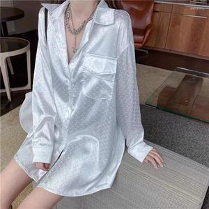 Kvinnors blusar Spring/Summer Women Shirts High End Elegant Loose Moon Jacquard Print Glossy Satin Blue Long Sleeve White Tops For Ladies