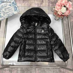 Ny Warm Kids Coat Winter Kids Designer Kläder Storlek 100-160 LOGO BADGE VIT DUCK Down Hooded Boy Girl Jacket nov10