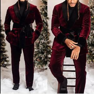 Erkekler Blazers Burgundy Velvet Erkekler İnce Fit Şal Çikası Erit El Takas Ceketleri Pantolon 2 Parça Resmi Nedensel İş Düğün Damat 231113