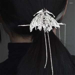 Haarspangen 2023 Vintage Silber Farbe Metall Motten Bump Textur Clip Pins Dunkler Schmetterling Lange Quaste Sticks Kopfbedeckung für Frauen Geschenke