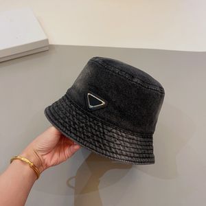 Tasarımcılar Kovboy Kova Şapkası Erkekler Kadınlar Günlük Kapak Şapkaları Güneş Gömme Erkek Kadın Mektubu P Plaj Bonnet Beanie Casquette 2304137PE