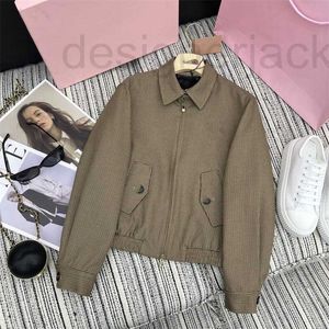 Vestido de duas peças Designer 23 outono / inverno Novo colarinho polo Thousand Bird Checker Jacket Casaco combinado com pequeno conjunto de meia saia curta dobrada para mulheres V333