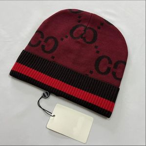 Hot unisex berretto di marca ricamo Autume inverno designer di lusso hip hop Berretto di lana casual da uomo all'aperto cappello lavorato a maglia da donna berretti con teschio caldo all'aperto