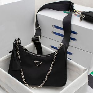 2024 Moda Yeniden Sürgün 2005 Naylon Kadın Luxurys Erkek Tasarımcıları Çanta Lady Womens Erkek Çapraz Koyu Tote Hobo Omuz Çantaları Çanta Baga Backpak0001