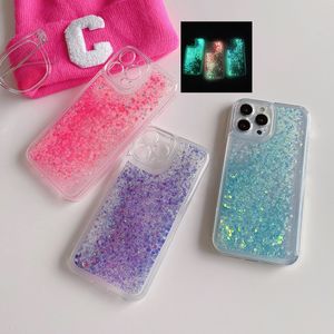 iPhone 14 11 12 13 Pro X XR XS Max Mini 8 7 Plus Glitter Glowの明るい液体Quicksand Case for iPhoneのケース
