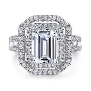 Klusterringar europeiska och amerikanska s925 prinsessan fyrkantig silver ring kvinnlig imitation diamant försäljning fabrik en bit leverans