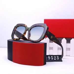 Luksusowe projektant okularów przeciwsłonecznych dla mężczyzn Modne okulary przeciwsłoneczne Kobiety 6 Kolor PC Frame Adumbral Class
