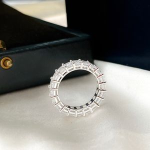 Grafe Ring Moissanit Nişan Yüzüğü 925 Gümüş Kare Matkap Sıra Matkap Kalın Altın Moda Klasik Stil Premium Hediyeler