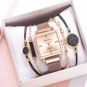 Armbandsur kvinnors klockor fyrkantiga urtavla Rhinestone Watch Armband Set Luxury Woman Wristwatch Mesh Magnet Ladies Clock Simple Zegarek