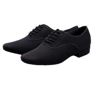 Dansskor Män moderna jazzsneaker för män Professional Black Oxford Upper Latin Salsa Shoe Plus Size Low Heel Tango Ballroom 230414