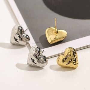 Simple Sweet Style Letter Designer Stud Earrings Heart Brand Earring For Women Charm Wedding Gifts Jewelry Accessory Electroplate