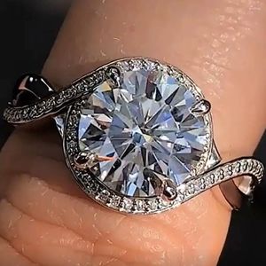 Cluster Rings Solid 18K White Gold Women Ring Moissanite Diamonds 2 3 4 5 Ct Round Wedding Party Anniversary Engagement Cross Connection