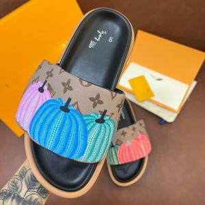 2023S Clover Logo Joint Platform Slippers Sandaler Classic Luxury Suede Slippers Womens Summer Platforms Open Toe Sandal Prossed Non-Slip Yttersole With Box 35-40