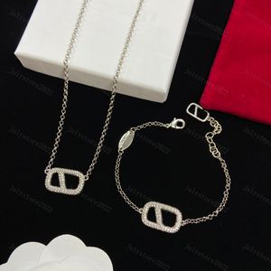 Women Designers Bracelet Silver Diamonds Necklace for Mens Luxury Jewelry Letters Pendant Fashion Love Bracelets G Brand Chain Link Box