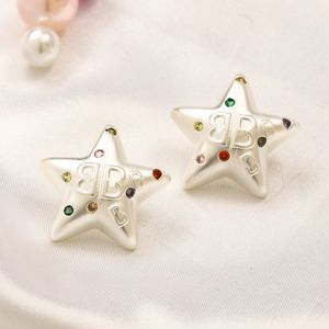 Stud Womens Love Style Studörhängen 2024 Luxury Jewelry Pentagram Earring Fashion Märke Rostfritt stål Önva