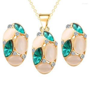 Orecchini di collana set Zoshi Luxury Crystal Opal Opal Flower Pendant Gold Color Perle African Women Dichiarazione