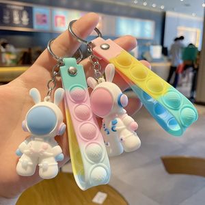 Plush Keychains Antistress Fidget Sensory Toys The Astronauts Keychain Push Bubble Squishy Doll Bag Car Accessories Pendant for Kids Toy Gifts 230413