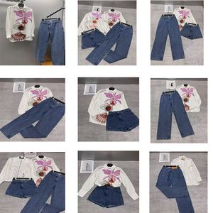 Designer Women Jeans Arrivals High Waist Street Hollowed Legs Open Fork Tight Capris Embroidery Printing Denim Trousers Warm Slimming Jean Embroidered Straight