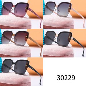 Miu Fashion Sonnenbrille Trend Large Frame Damen Sonnenbrille Tourismus Street Photo Blendschutz Cat Ey W689