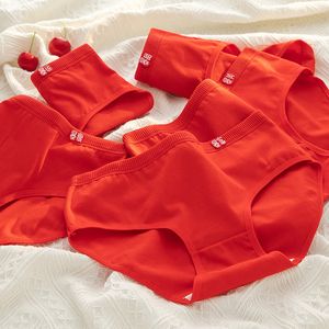 Mutandine da donna 5 pezzi/set Intimo rosso Mutandine di cotone da donna Mutande femminili Pantaloncini traspiranti Tinta unita Mutandine Intimo sexy Lingerie 230414